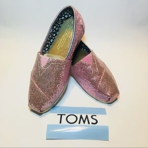 Toms Women’s New Pink Glitter Size 5 Slip On Cute